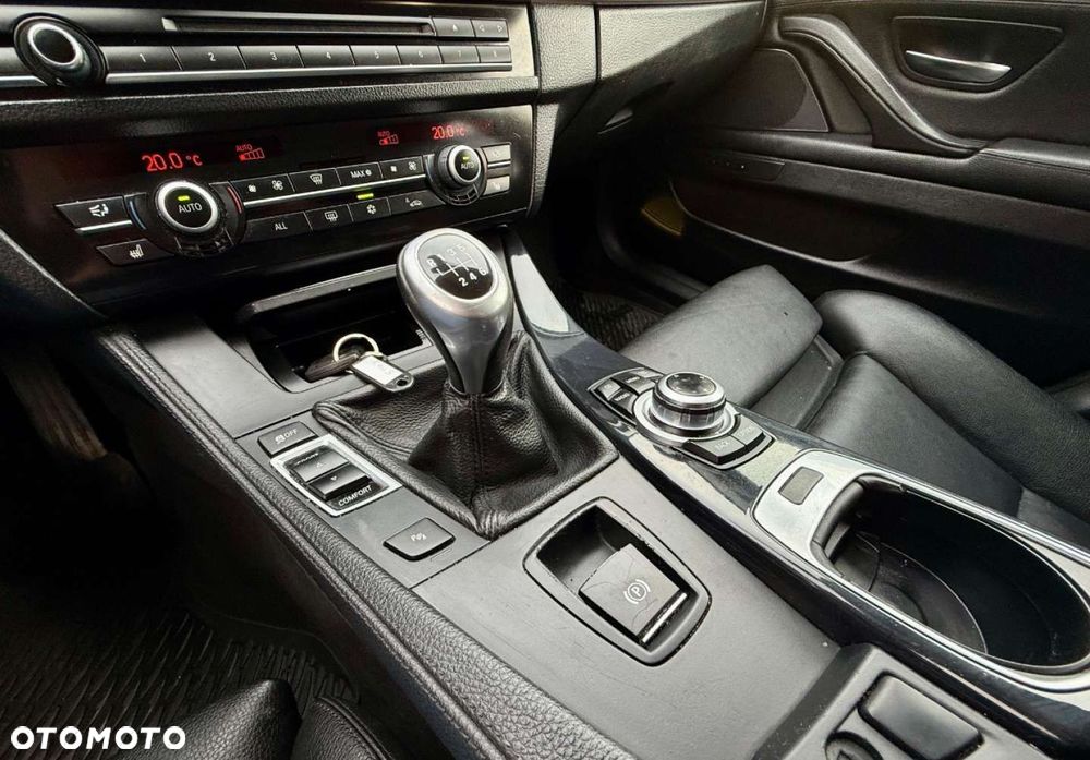 BMW Seria 5 - 33