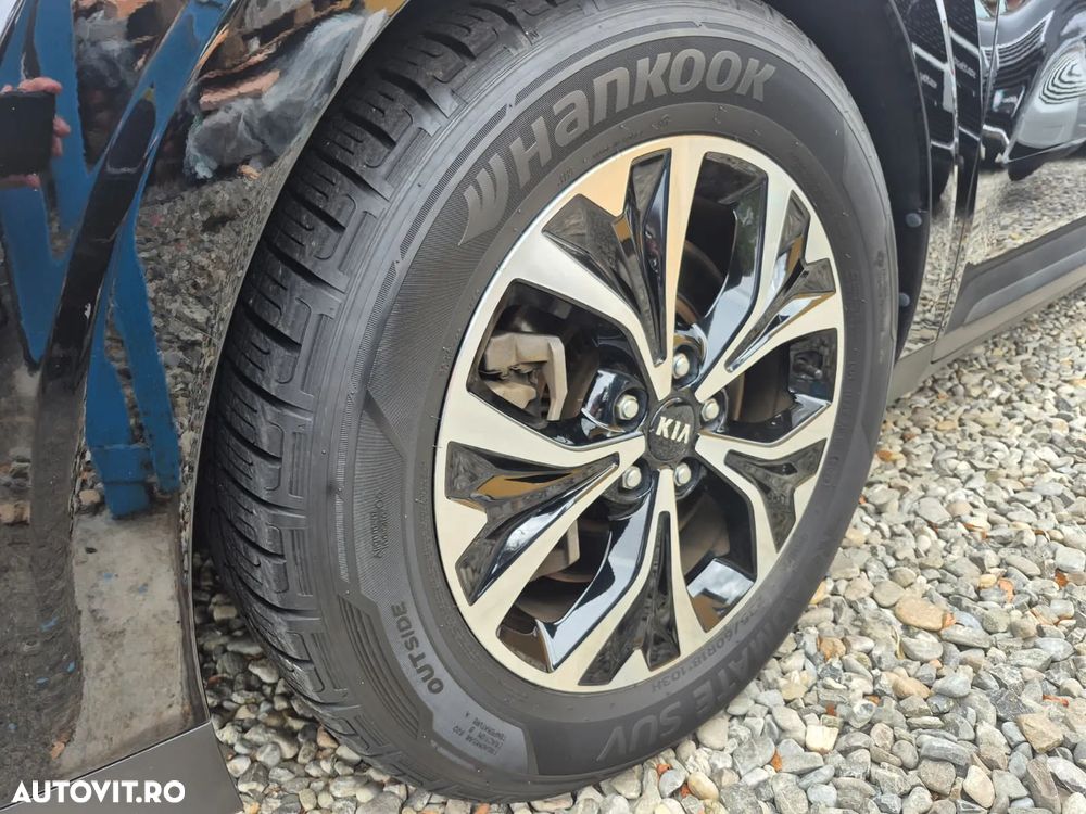 Kia Carnival - 20