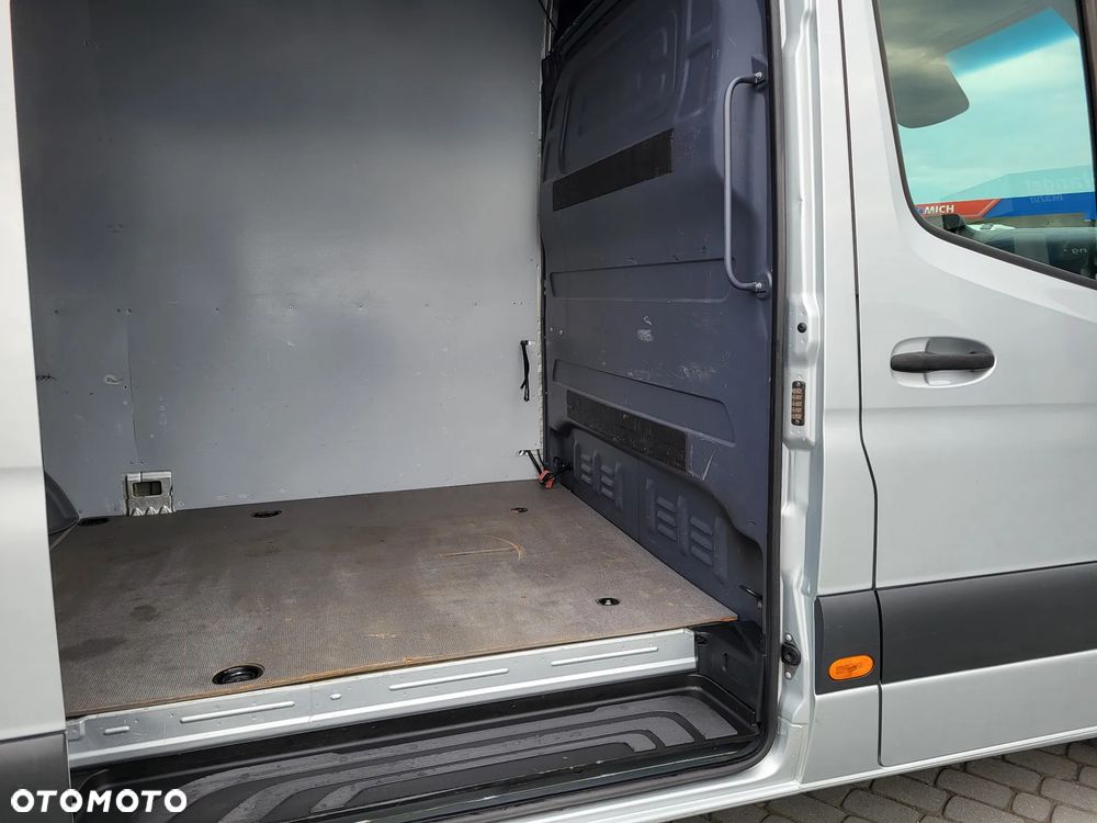 Mercedes-Benz SPRINTER 907 319  V6 3000 CDI -AUTOMAT 7G-L2 H2 -LEDY-ŁADNY - 6
