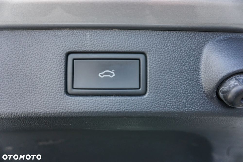 Volkswagen Arteon 2.0 TSI R-Line DSG - 34