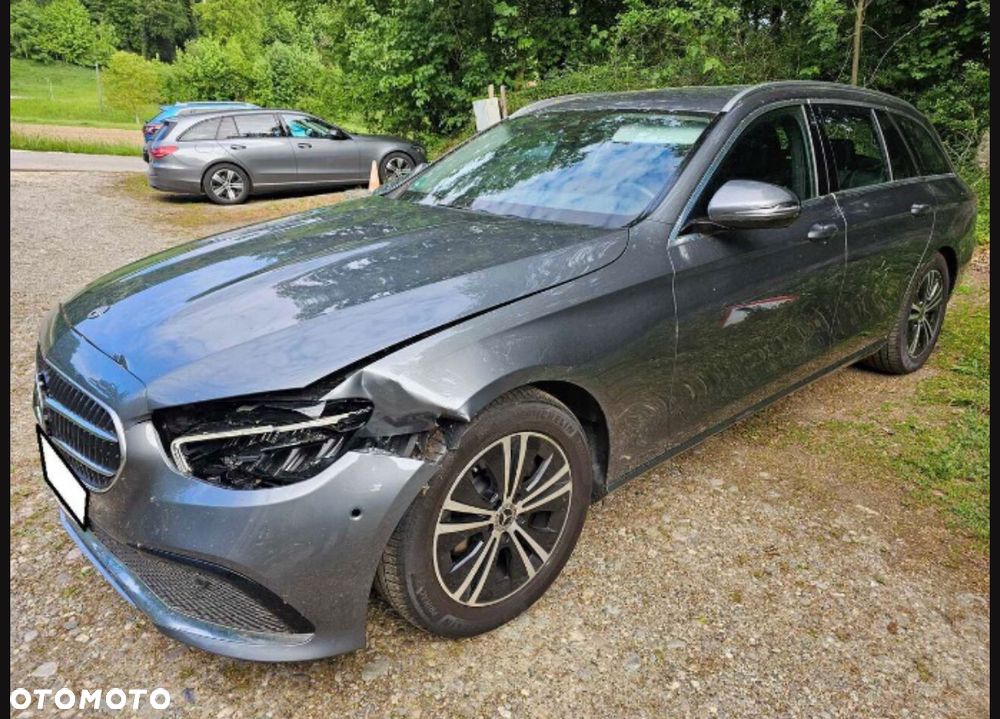 Mercedes-Benz Klasa E 200 d 9G-TRONIC - 2