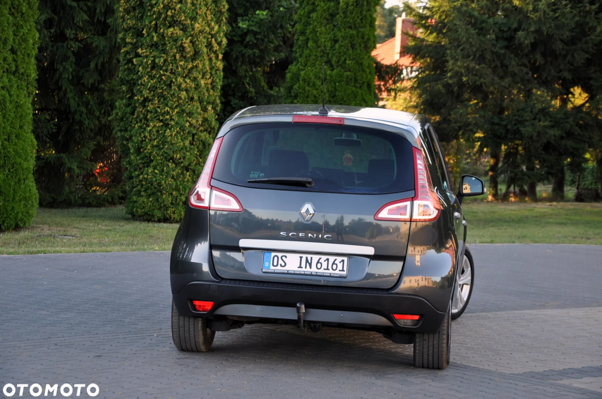 Renault Scenic 1.9 dCi Bose Edition - 7