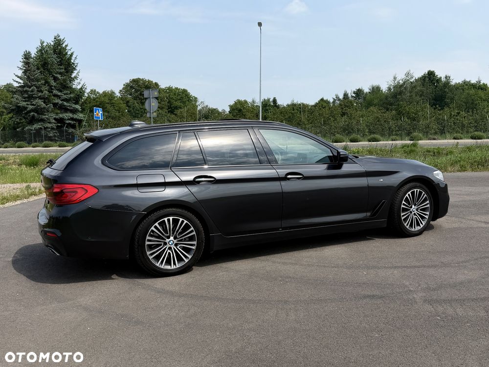BMW Seria 5 520d xDrive M Sport sport - 35