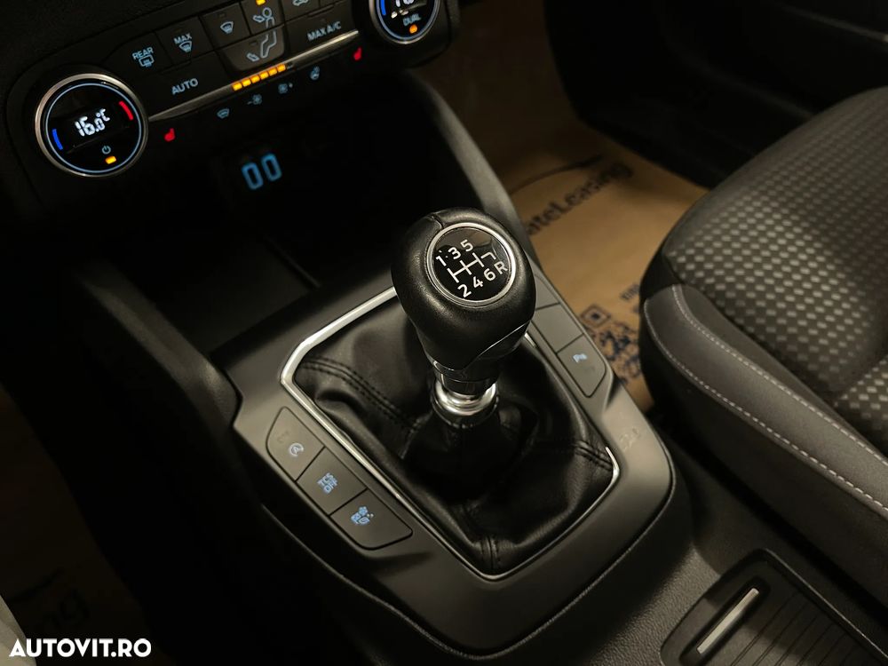 Ford Focus 1.0 EcoBoost Trend Edition - 23