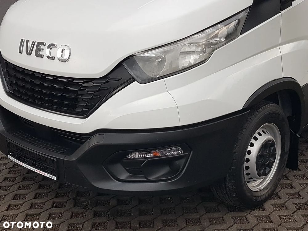 Iveco DAILY KONTENER NISKOPODŁOGOWY 4,43x2,23x2,42 SKLEP KAMPER KONIOWÓZ BAR KLIMA - 39