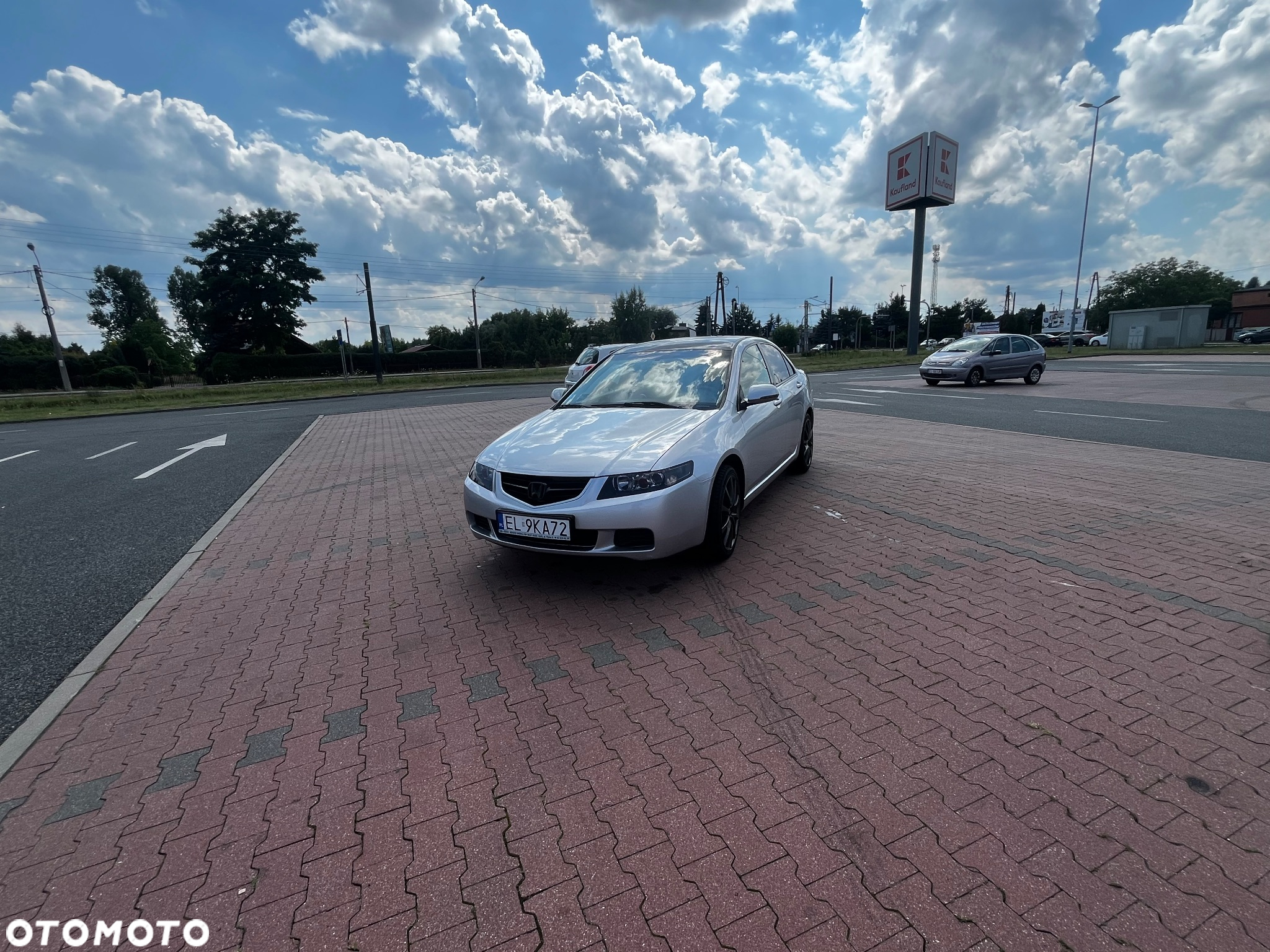 Honda Accord - 10