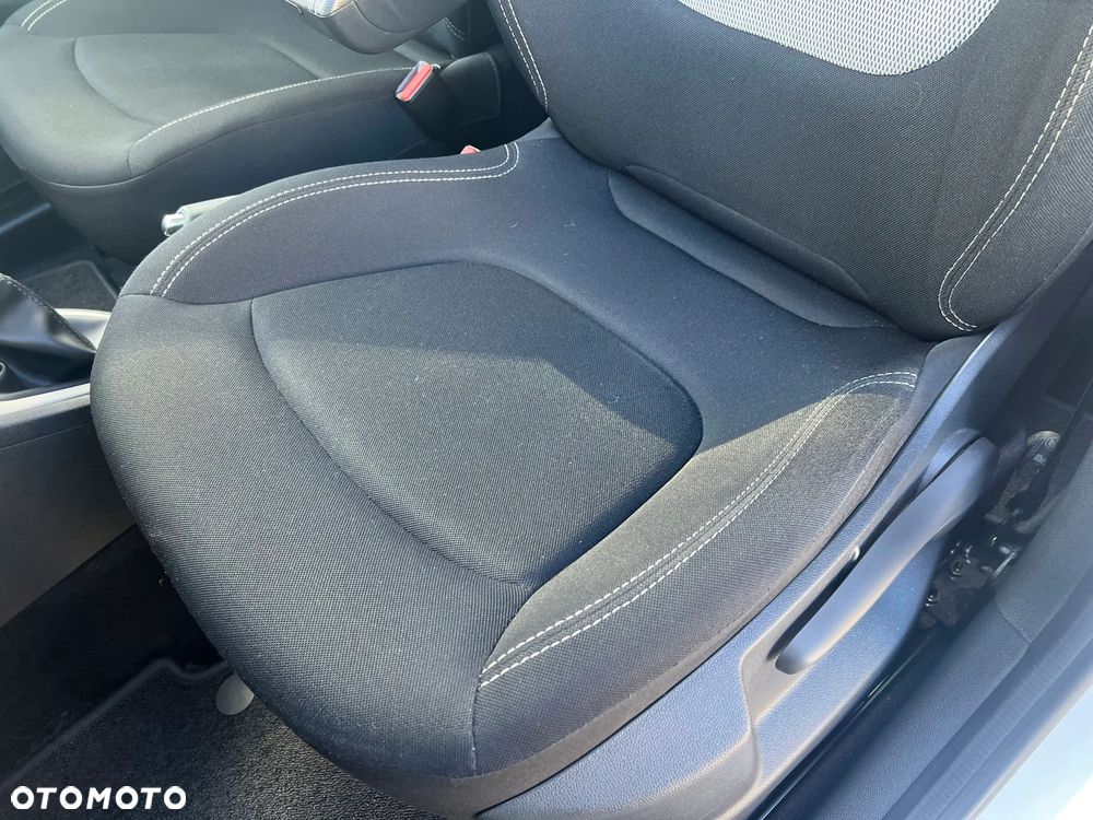 Renault Captur 1.2 Energy TCe Limited - 12