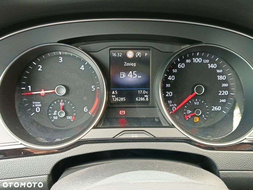 Volkswagen Passat - 18