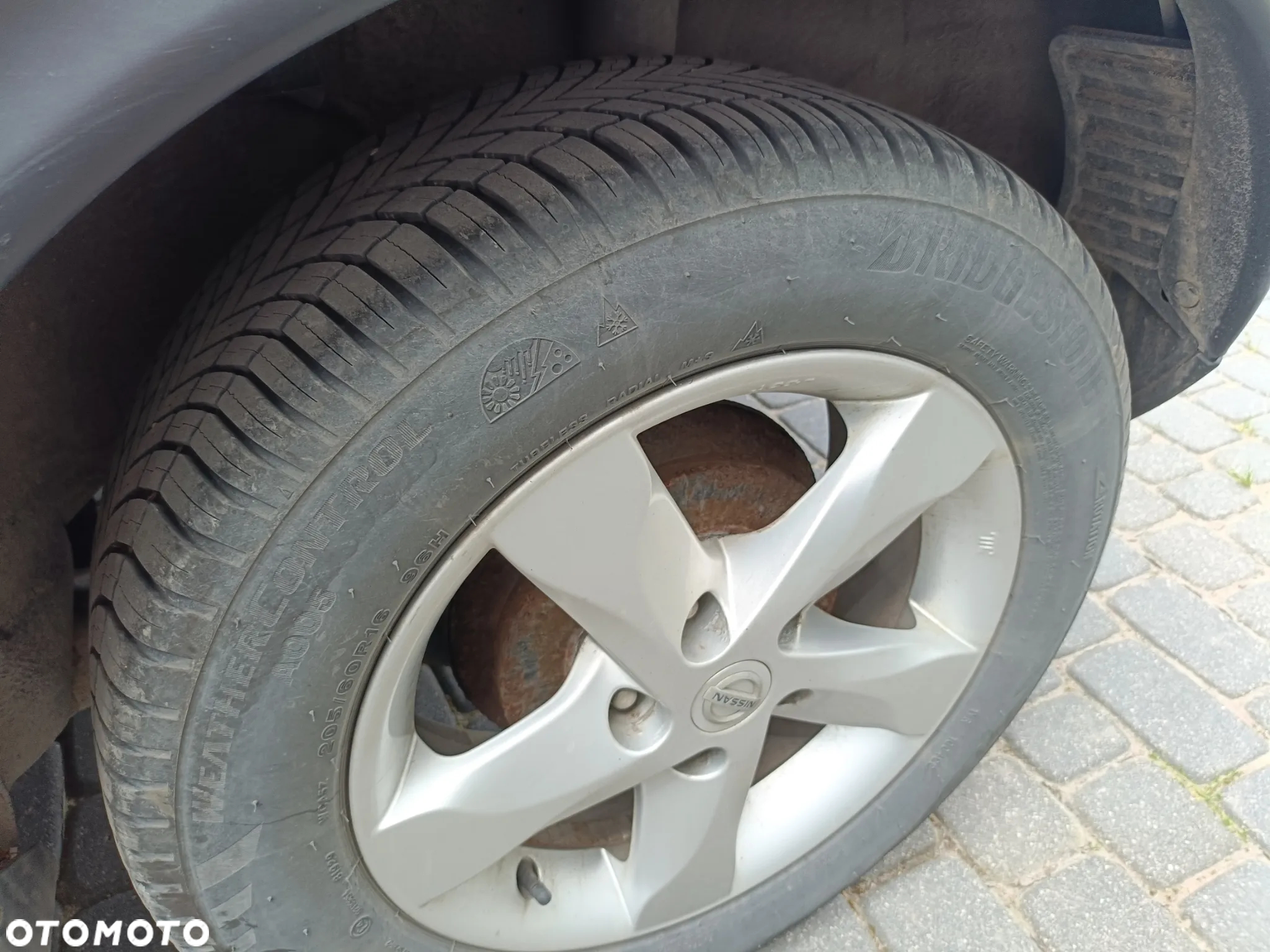 Nissan Juke 1.6 Visia - 3