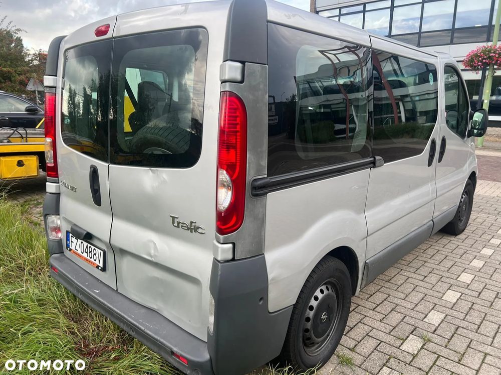 Opel Vivaro - 14