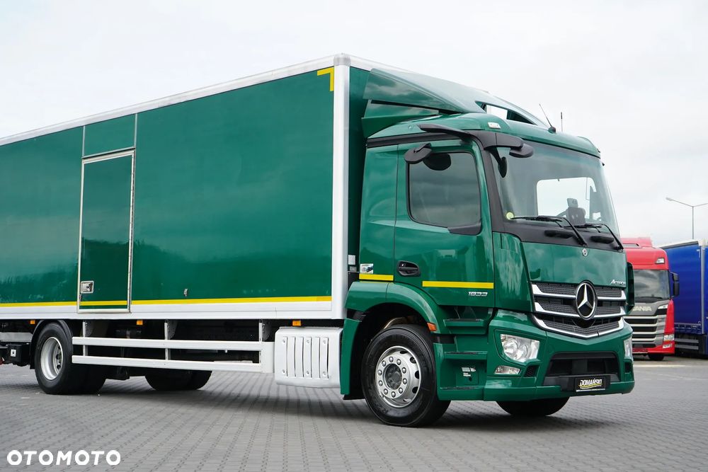 Mercedes-Benz ACTROS / 1833 / E 6 / MP 5 / KONTENER + WINDA / 21 PALET / DŁ. 8,6 M / ŁAD. 7 816 KG - 27