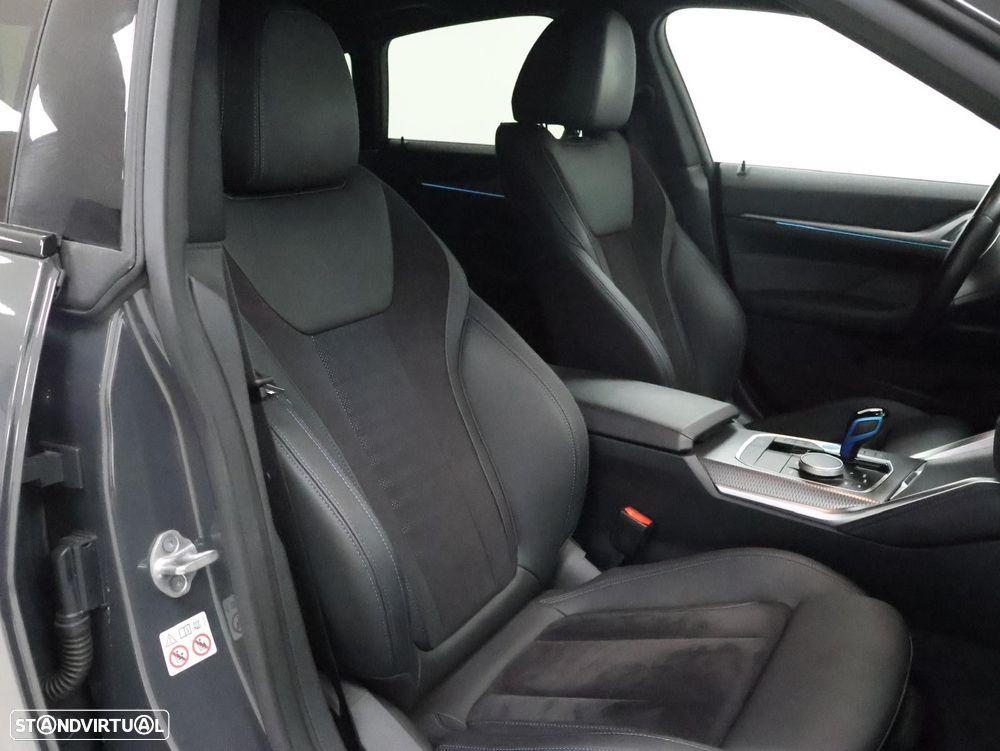 BMW i4 eDrive40 Pack Desportivo M - 29
