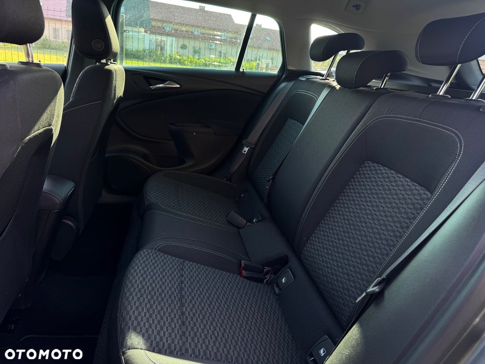 Opel Astra 1.4 Turbo Start/Stop Dynamic - 16