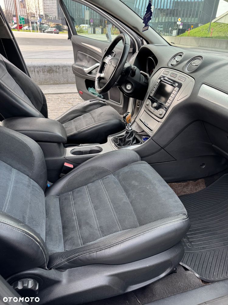 Ford Mondeo 2.0 TDCi Titanium - 15