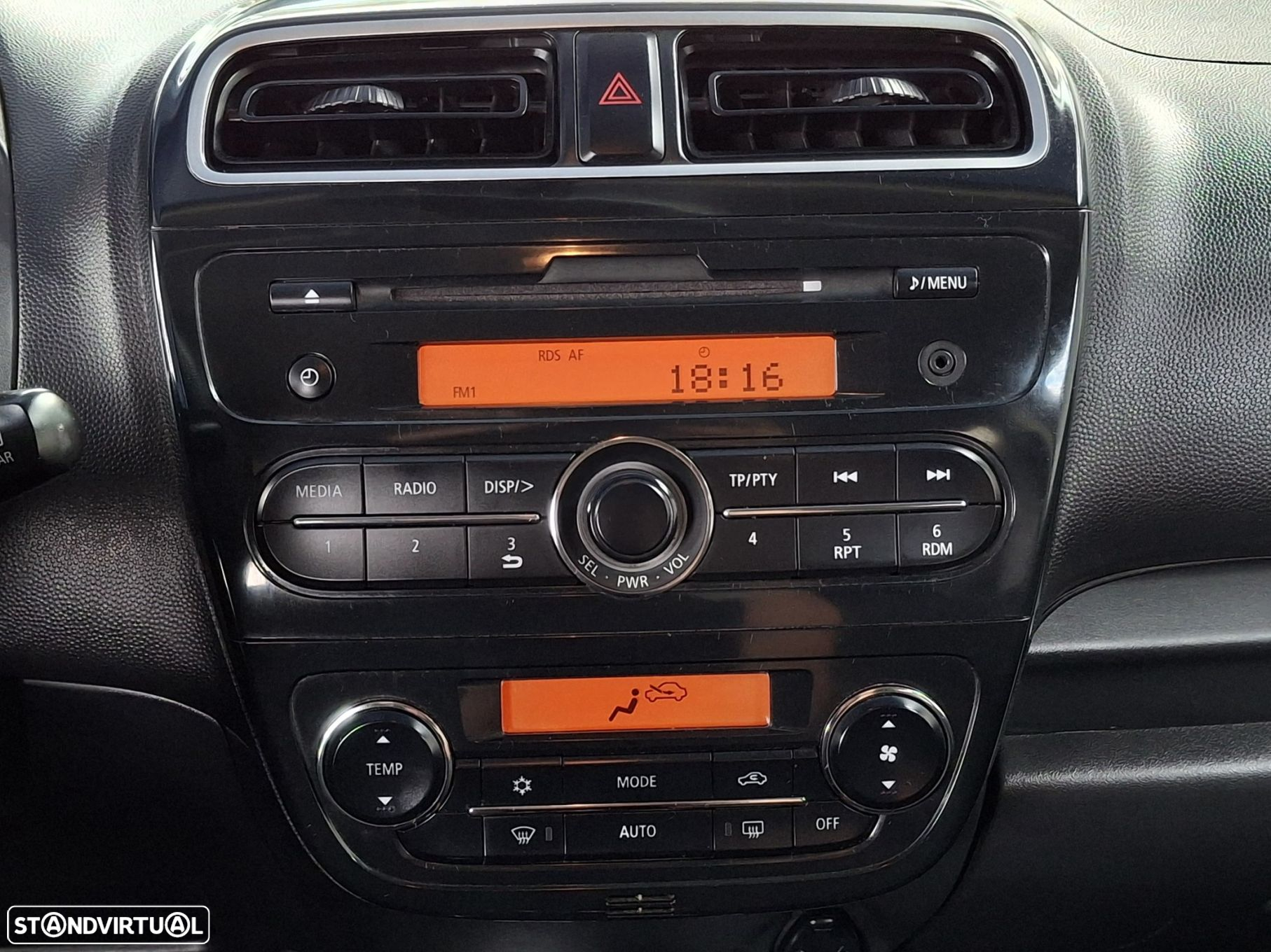 Mitsubishi Space Star 1.2 Intense Connect Edition - 11