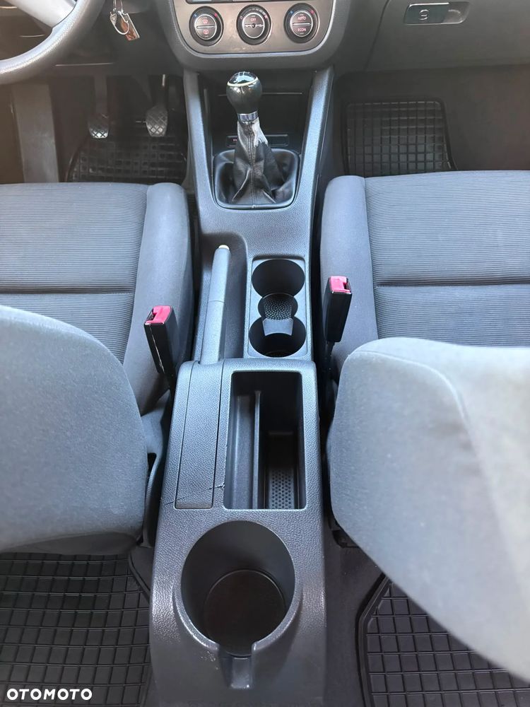 Volkswagen Golf 1.6 Trendline - 10