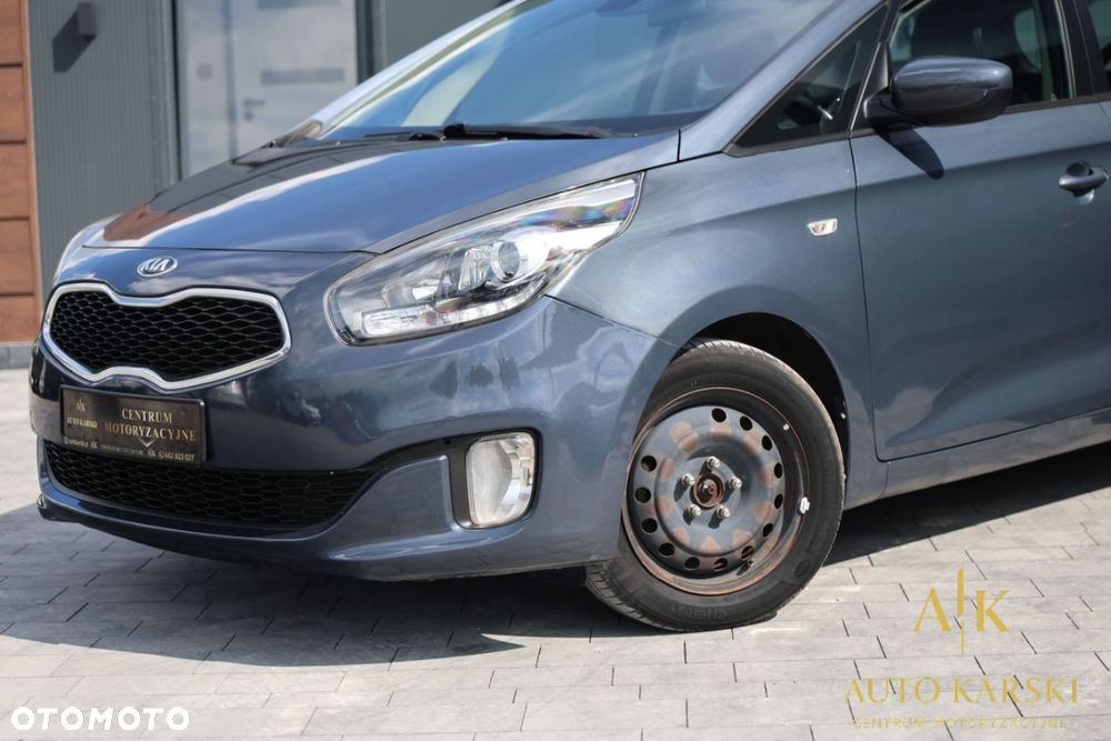 Kia Carens - 13