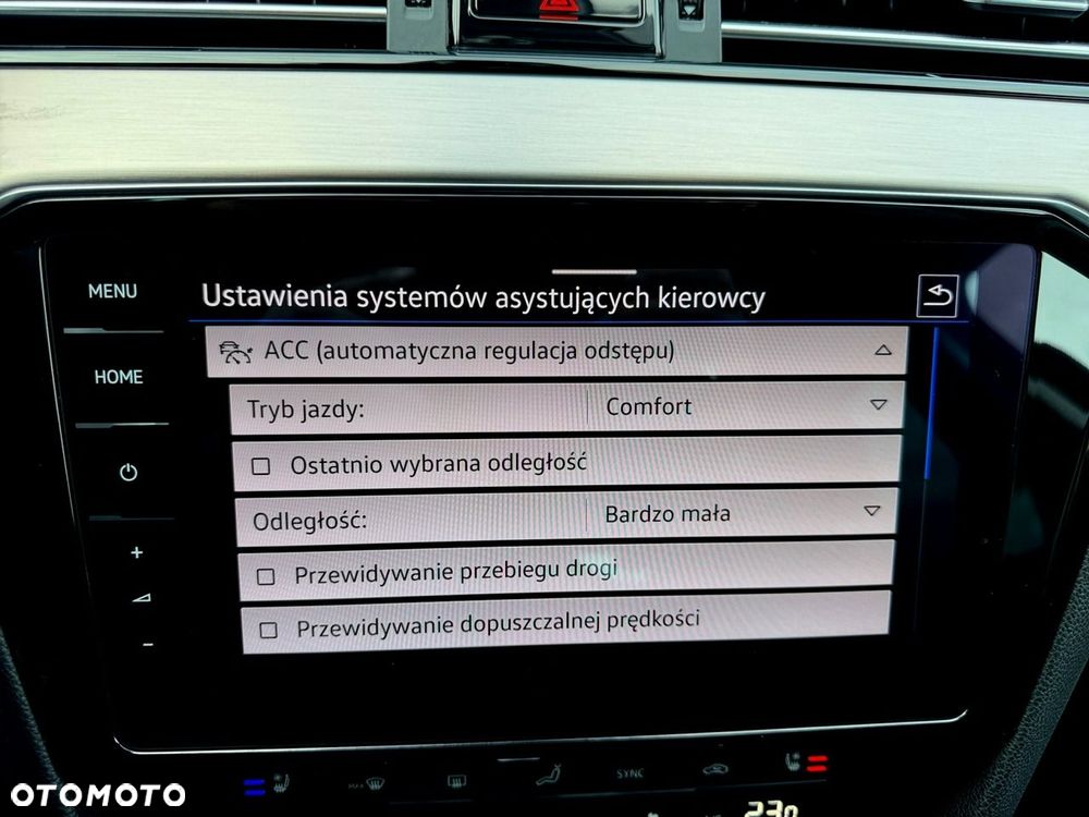 Volkswagen Passat - 37