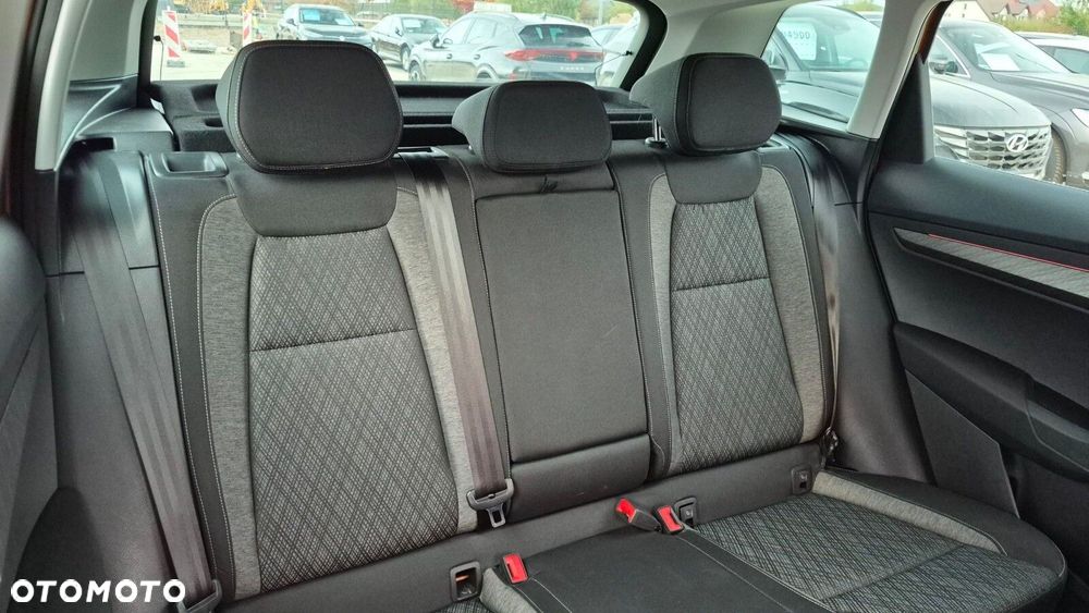 Skoda Karoq 1.5 TSI ACT 4x2 Style DSG - 14