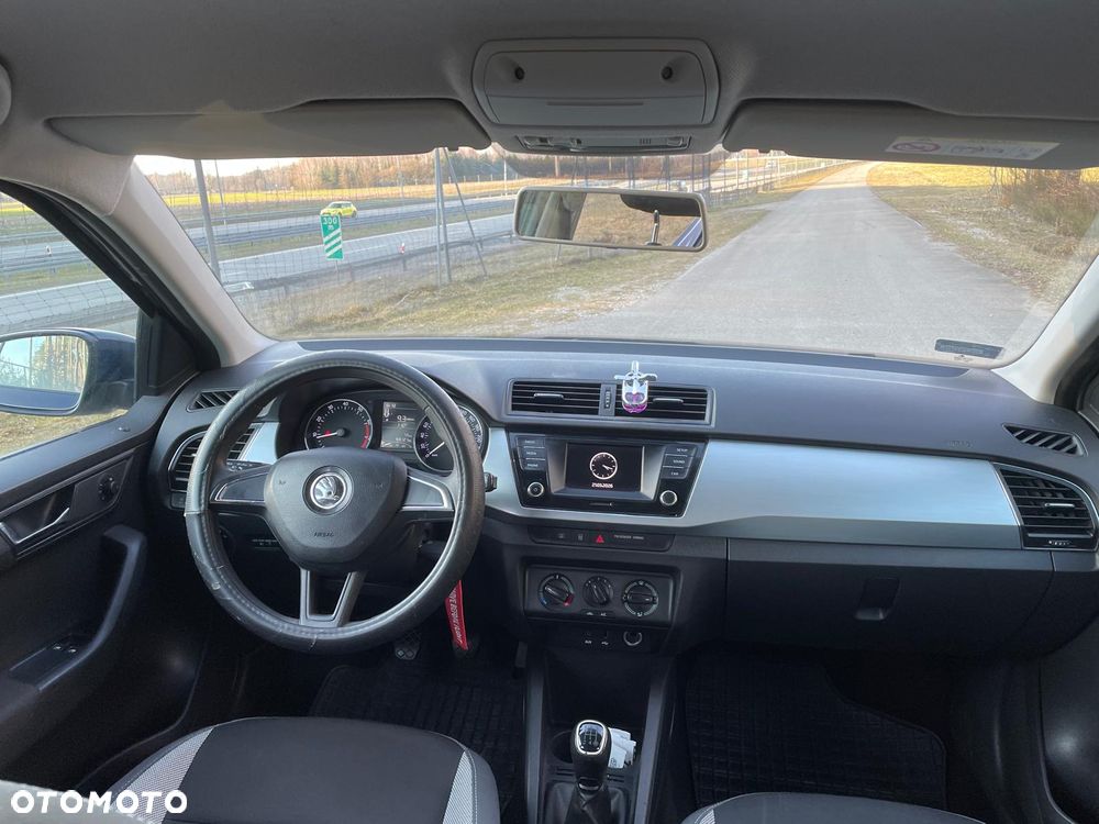 Skoda Fabia - 8