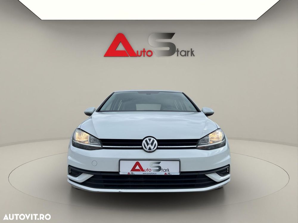 VOLKSWAGEN Golf 2020 — imagine 5