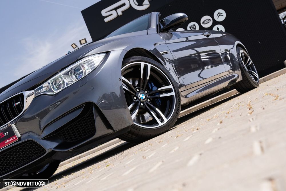 BMW M4 Auto - 4
