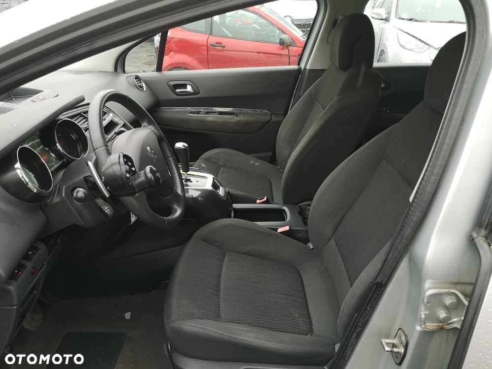 Peugeot 5008 1.6 HDi Premium - 19