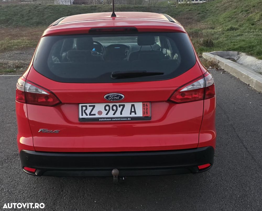 Ford Focus Turnier 1.6 TDCi DPF Titanium - 11