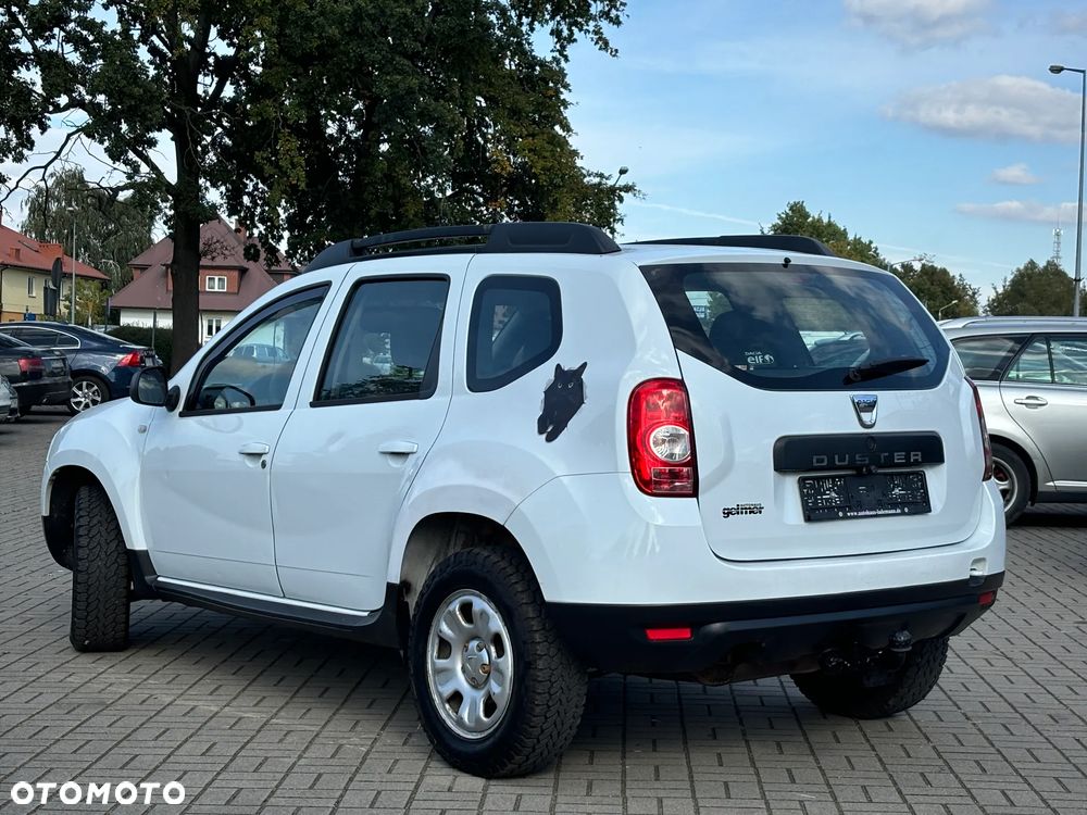 Dacia Duster 1.6 16V 4x4 - 6