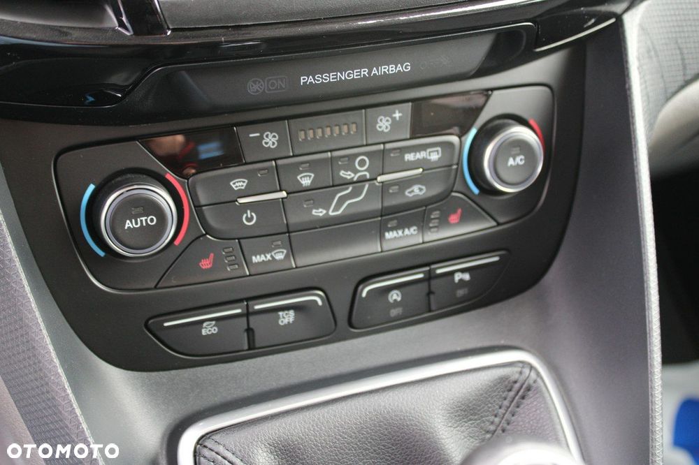 Ford Tourneo Connect - 28