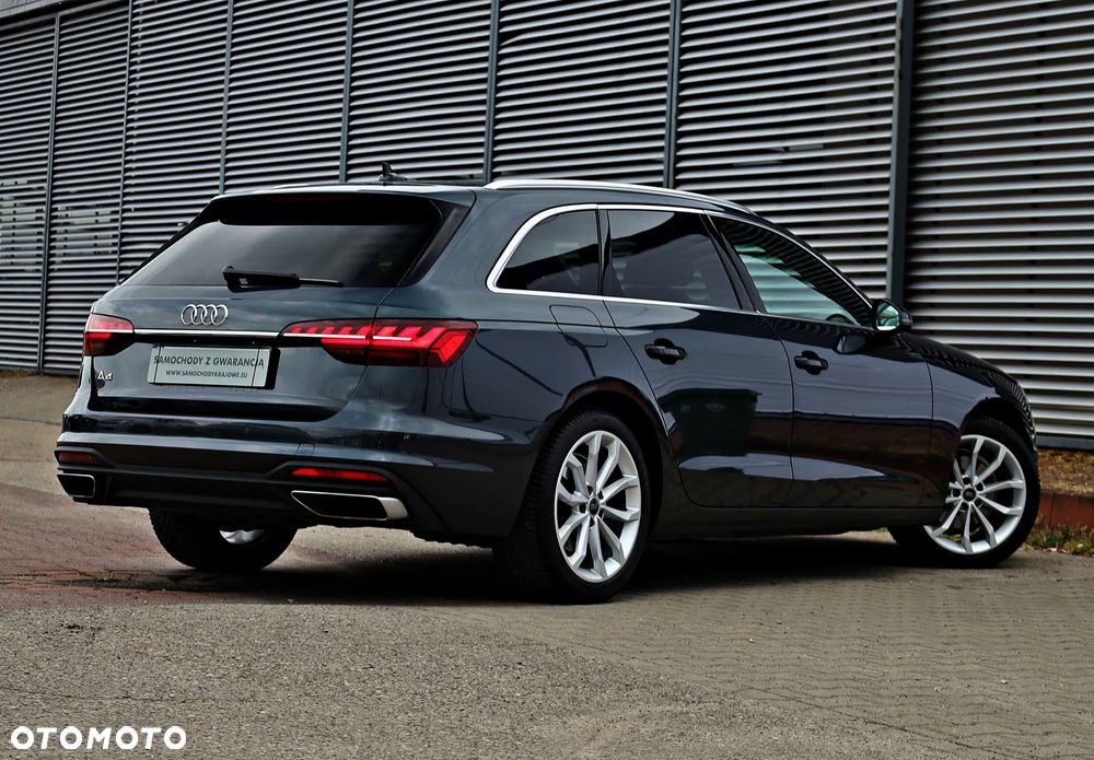 Audi A4 Avant - 10