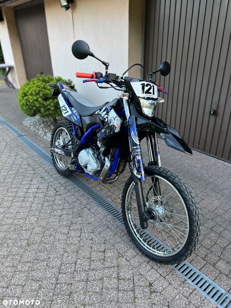 Yamaha WR - 15