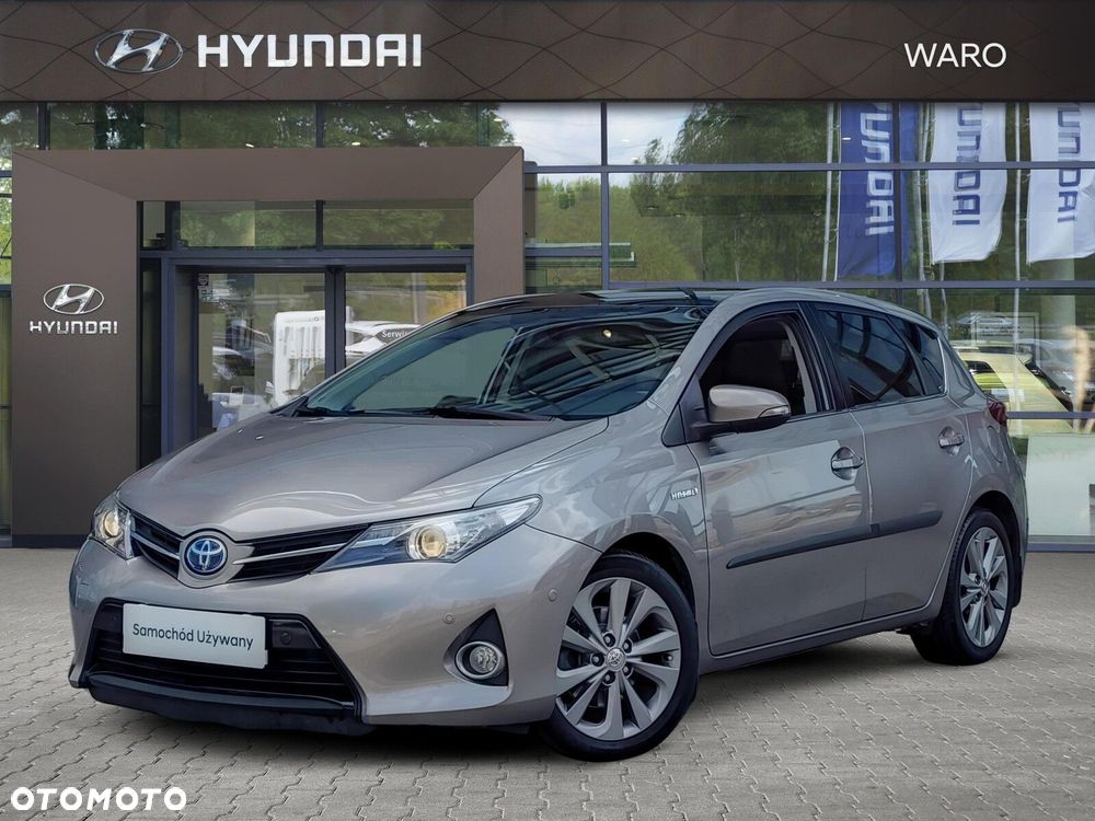 Toyota Auris Hybrid 135 Premium - 2