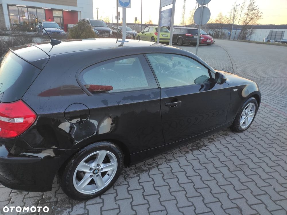 BMW Seria 1 116i - 10