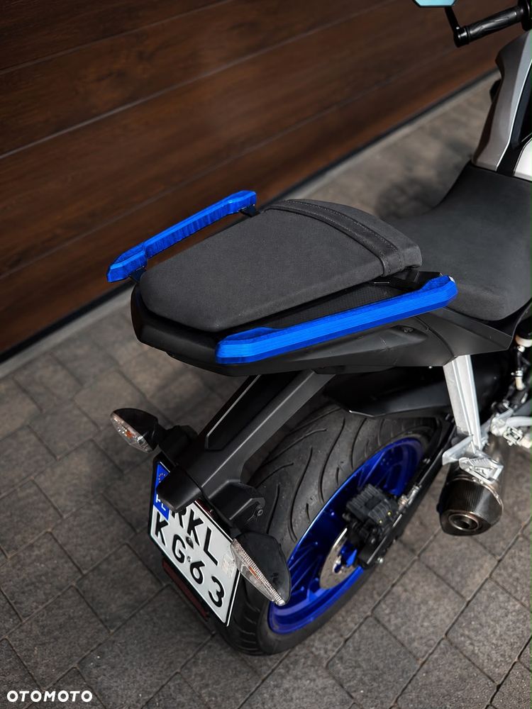 Yamaha MT - 7