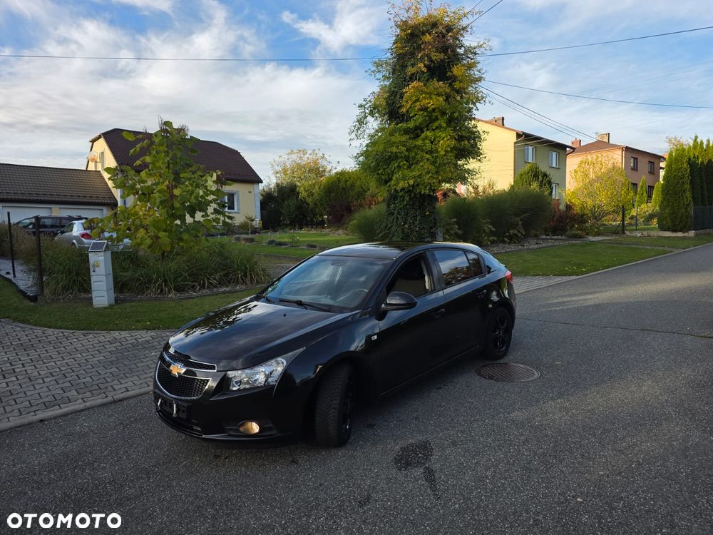 Chevrolet Cruze - 35
