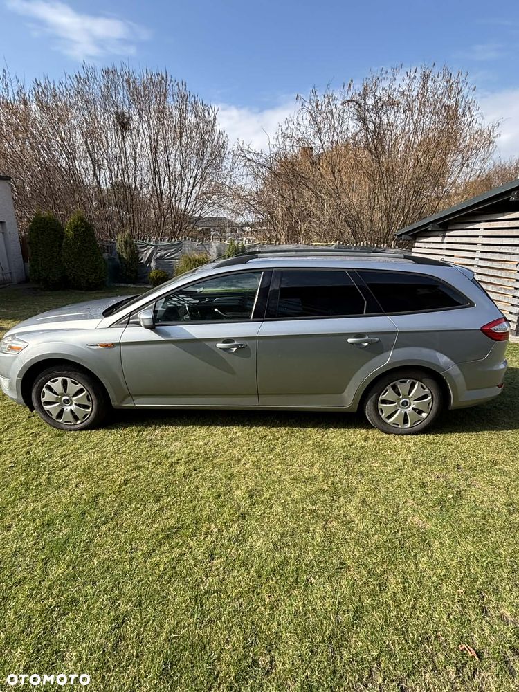 Ford Mondeo 2.0 TDCi ECOnetic Ambiente - 6