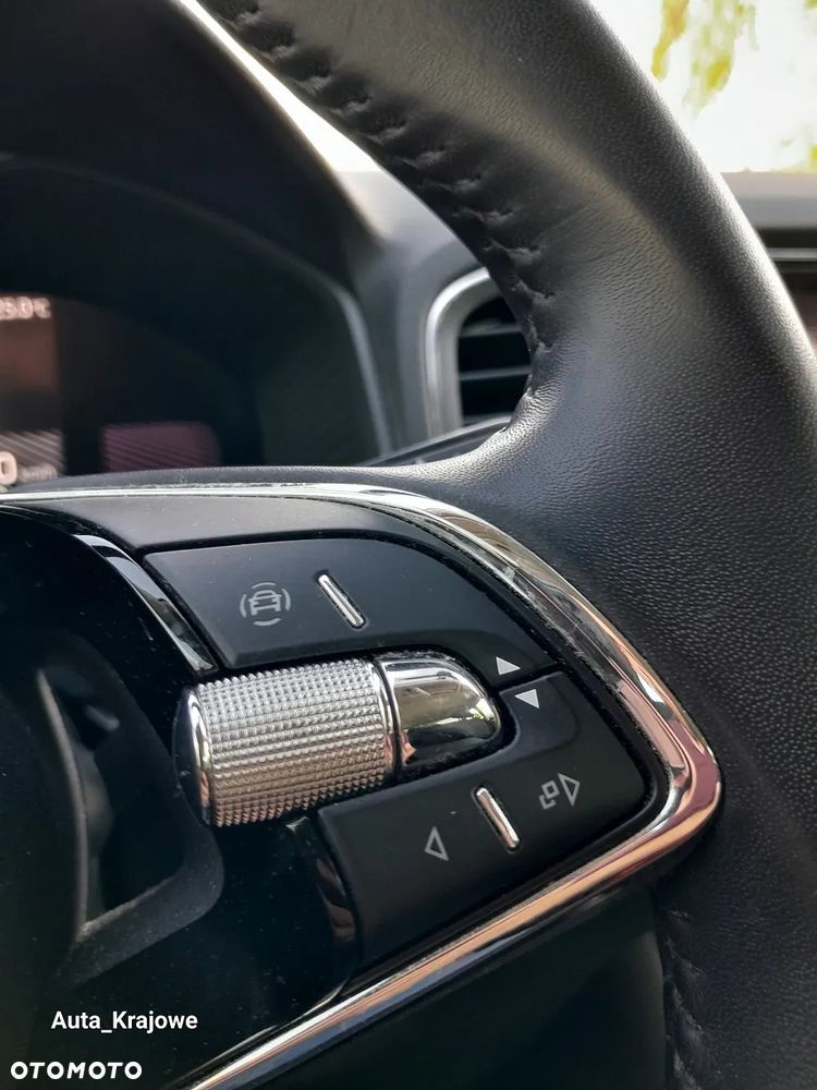 Skoda Karoq 2.0 TDI SCR 4x2 Ambition DSG - 28