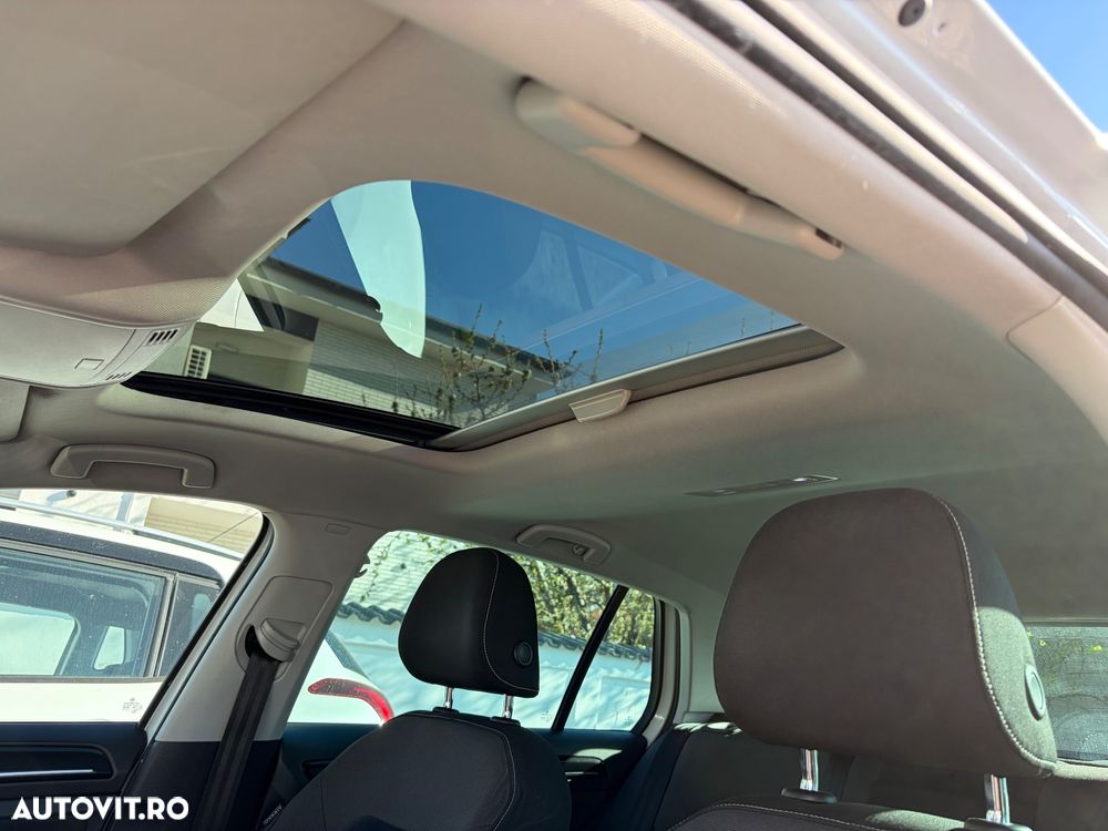 Volkswagen Golf 1.4 TSI BMT Highline - 11