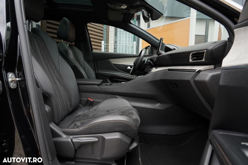 Peugeot 3008 PHEV EAT8 4X4 GT Pack - 25