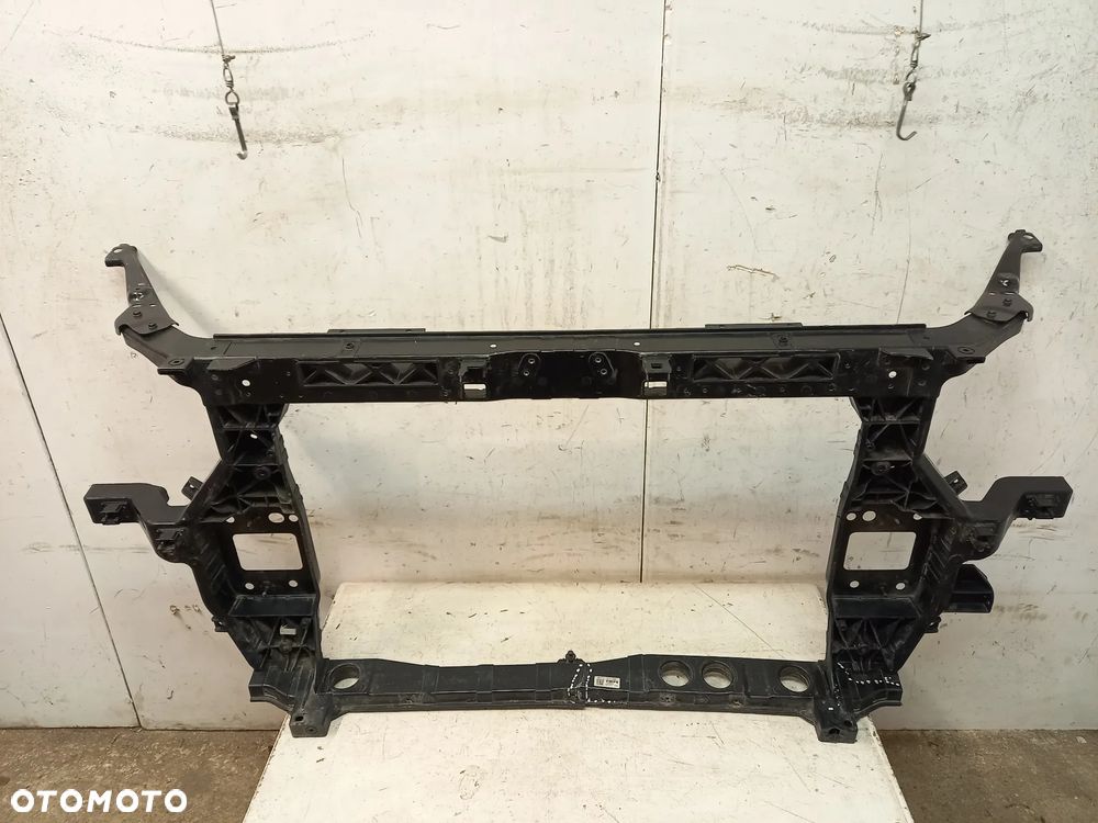 Hyundai Santa FE V pas przedni wspornik łącznik pasa wzmocnienie