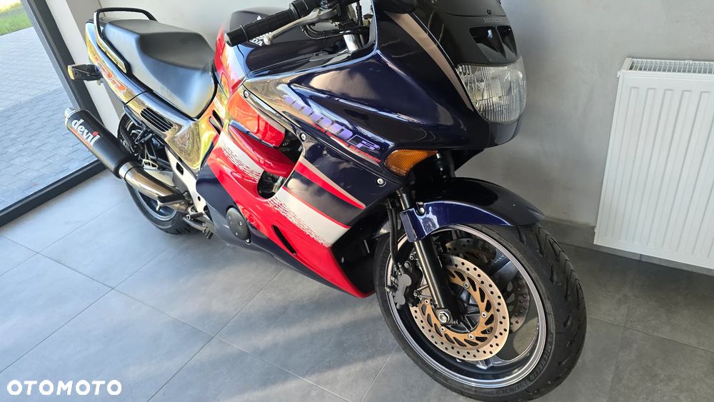Honda CBR - 31