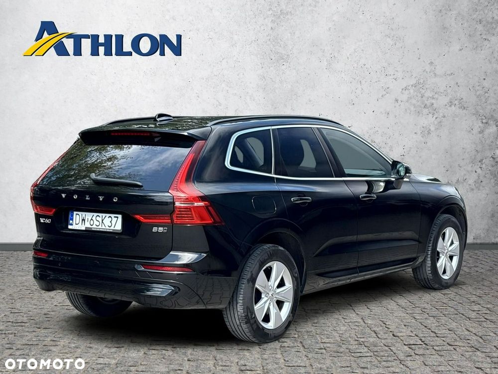 Volvo XC 60 B5 B AWD Momentum Pro - 5