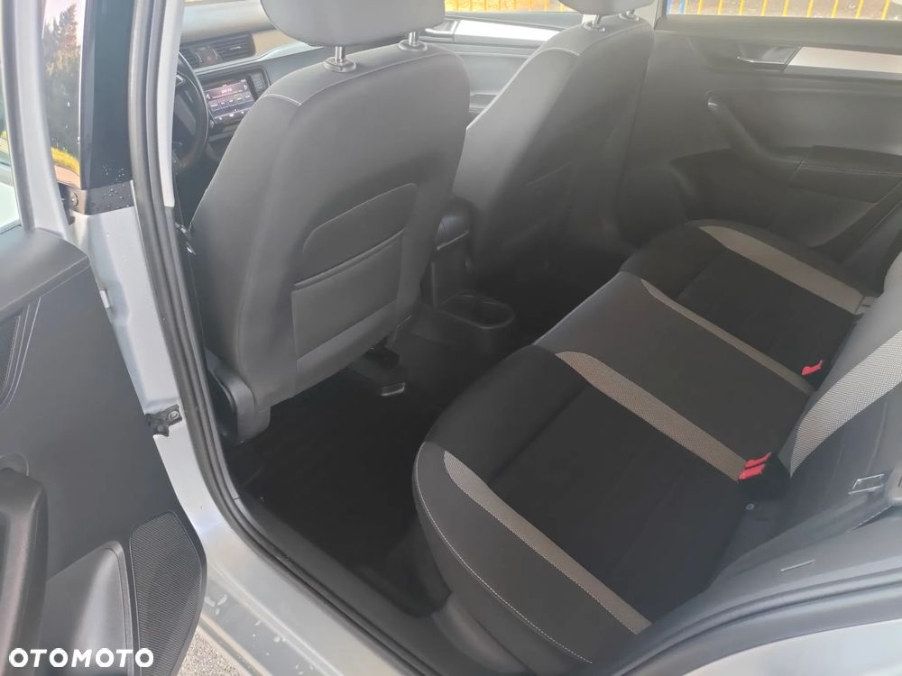 Skoda RAPID 1.0 TSI Ambition - 6