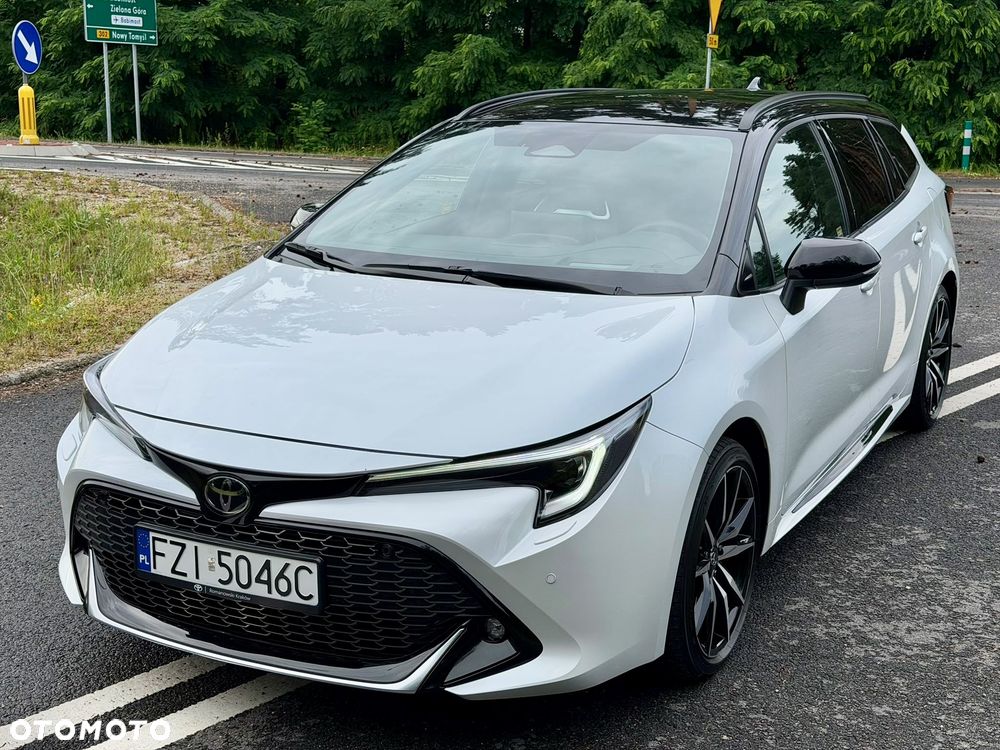 Toyota Corolla 2.0 Hybrid GR Sport Dynamic - 29