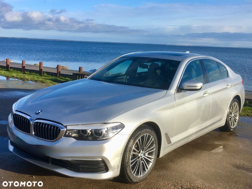 BMW Seria 5 540i GPF xDrive Luxury Line - 2