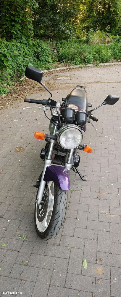 Suzuki GS - 3