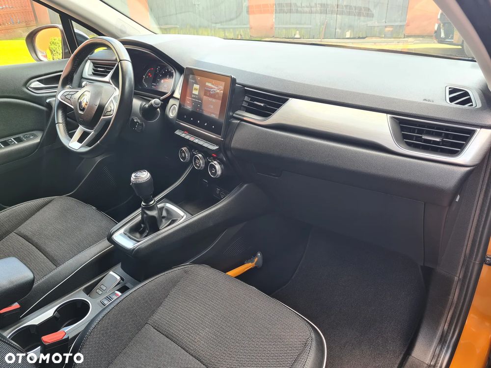 Renault Captur TCe 100 BUSINESS EDITION - 31