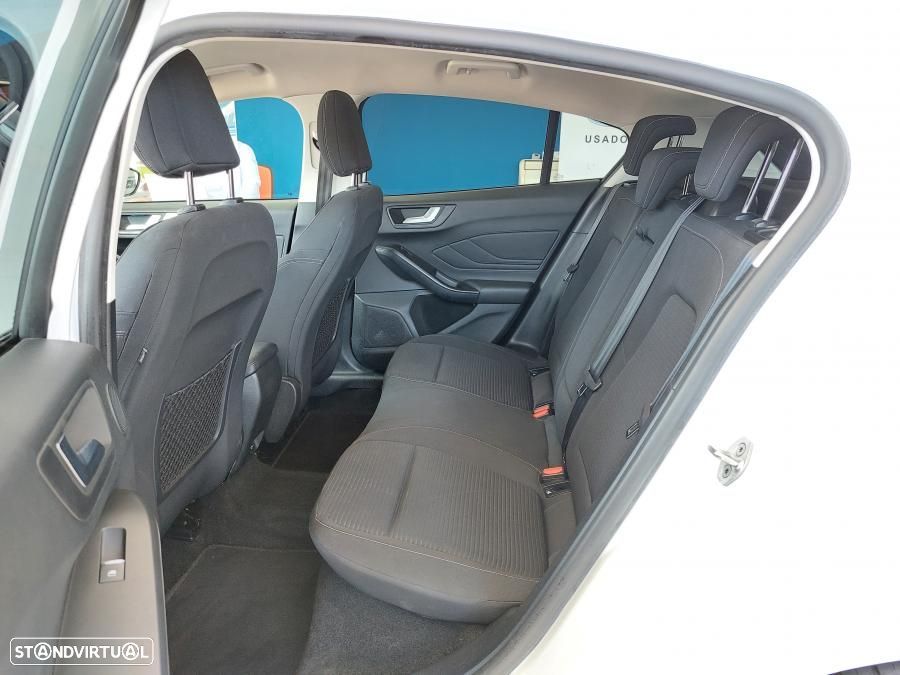 Ford Focus 1.5 TDCi ECOBlue Titanium Aut. - 9