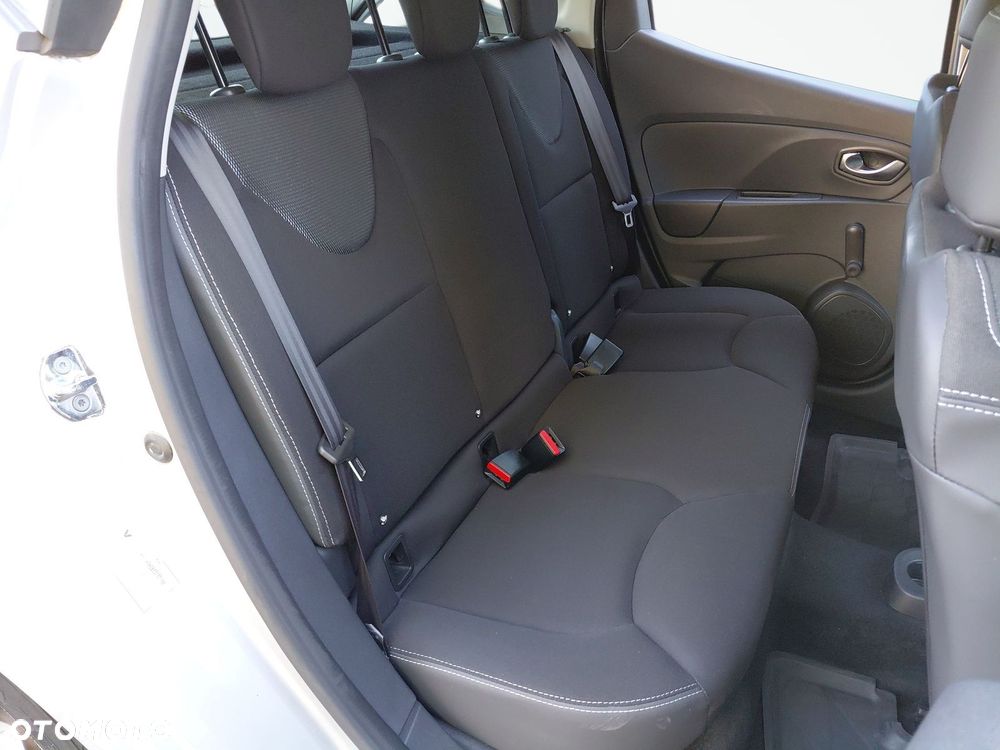 Renault Clio 1.2 16V Alize EU6 - 26